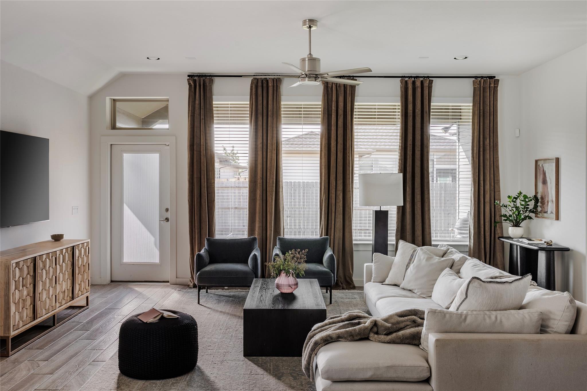 8013 Bestride Bnd, Austin, TX 78744