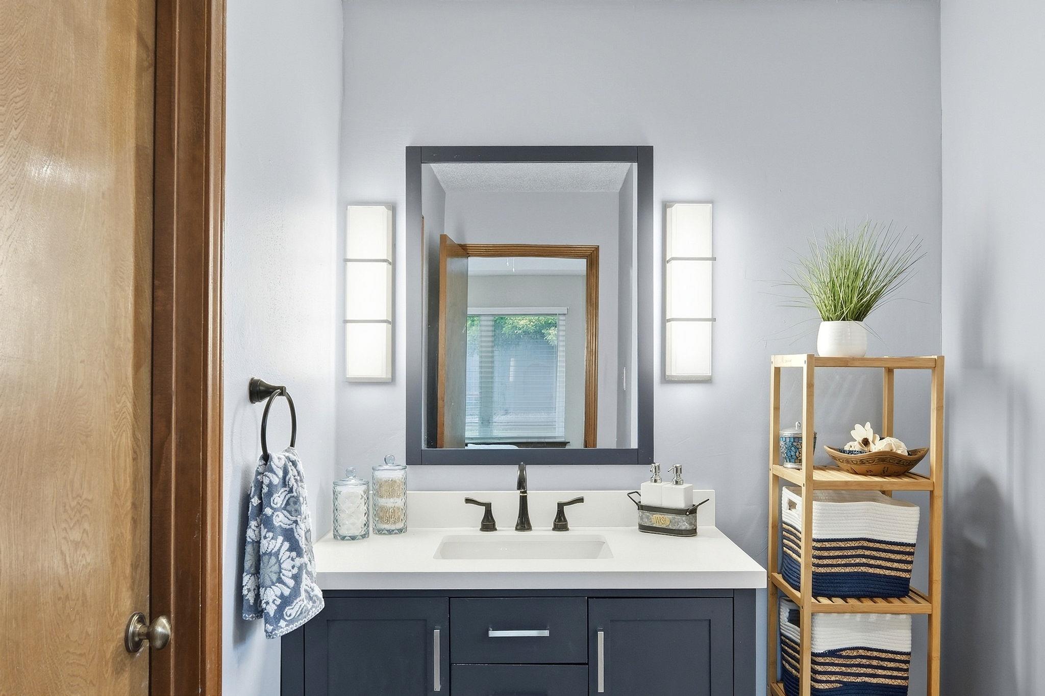 1105 Nottingham Hill Rd, Round Rock, TX 78664