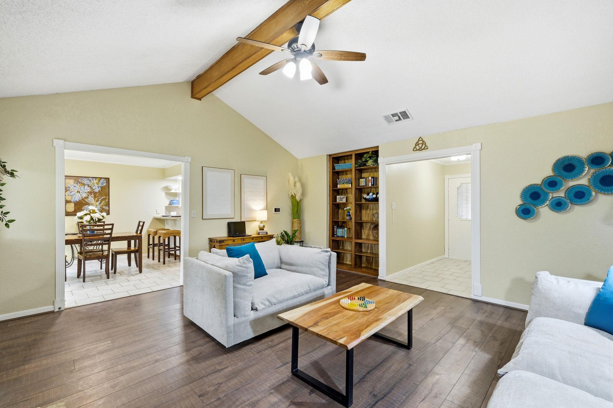 1105 Nottingham Hill Rd, Round Rock, TX 78664