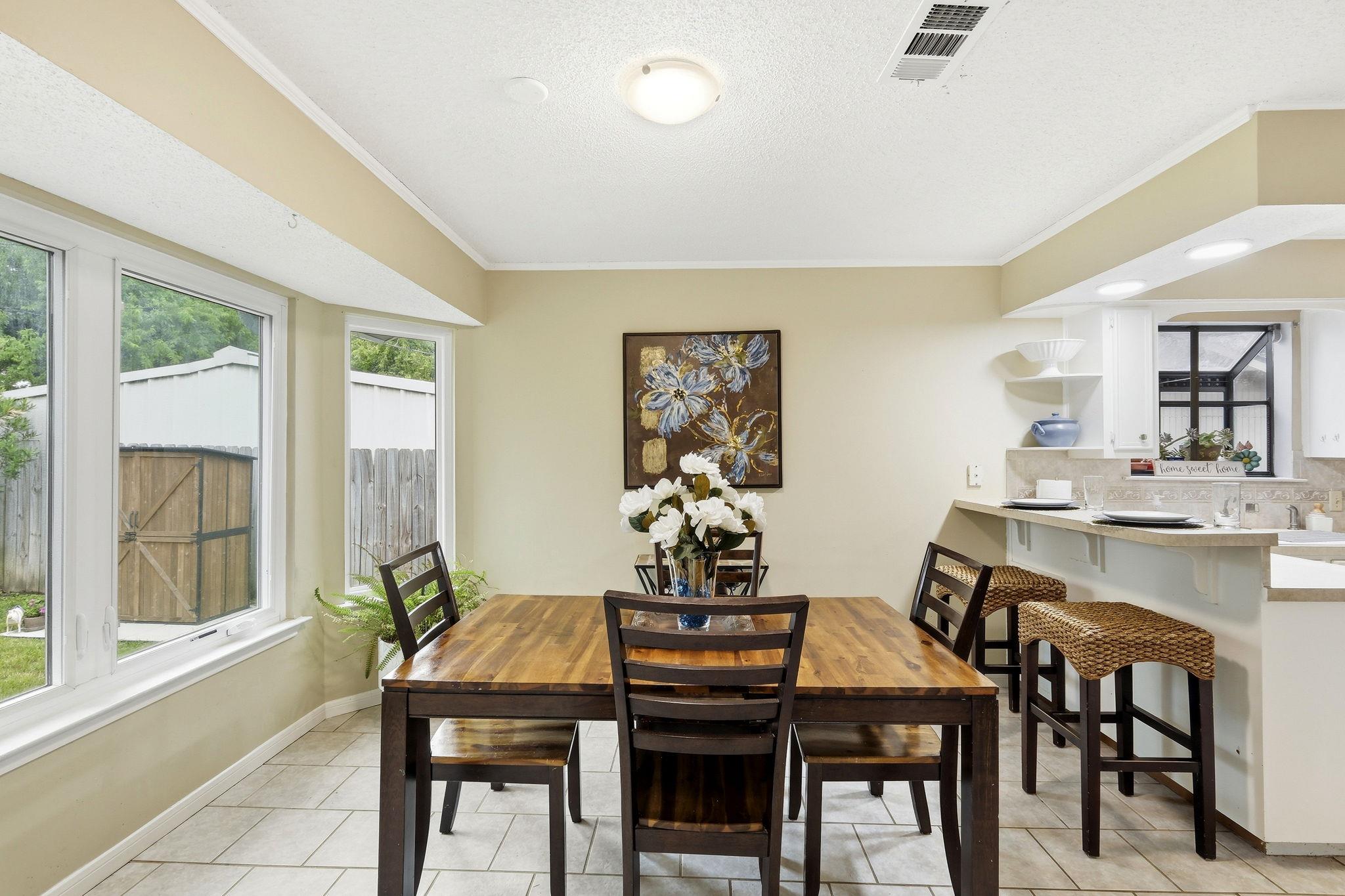 1105 Nottingham Hill Rd, Round Rock, TX 78664