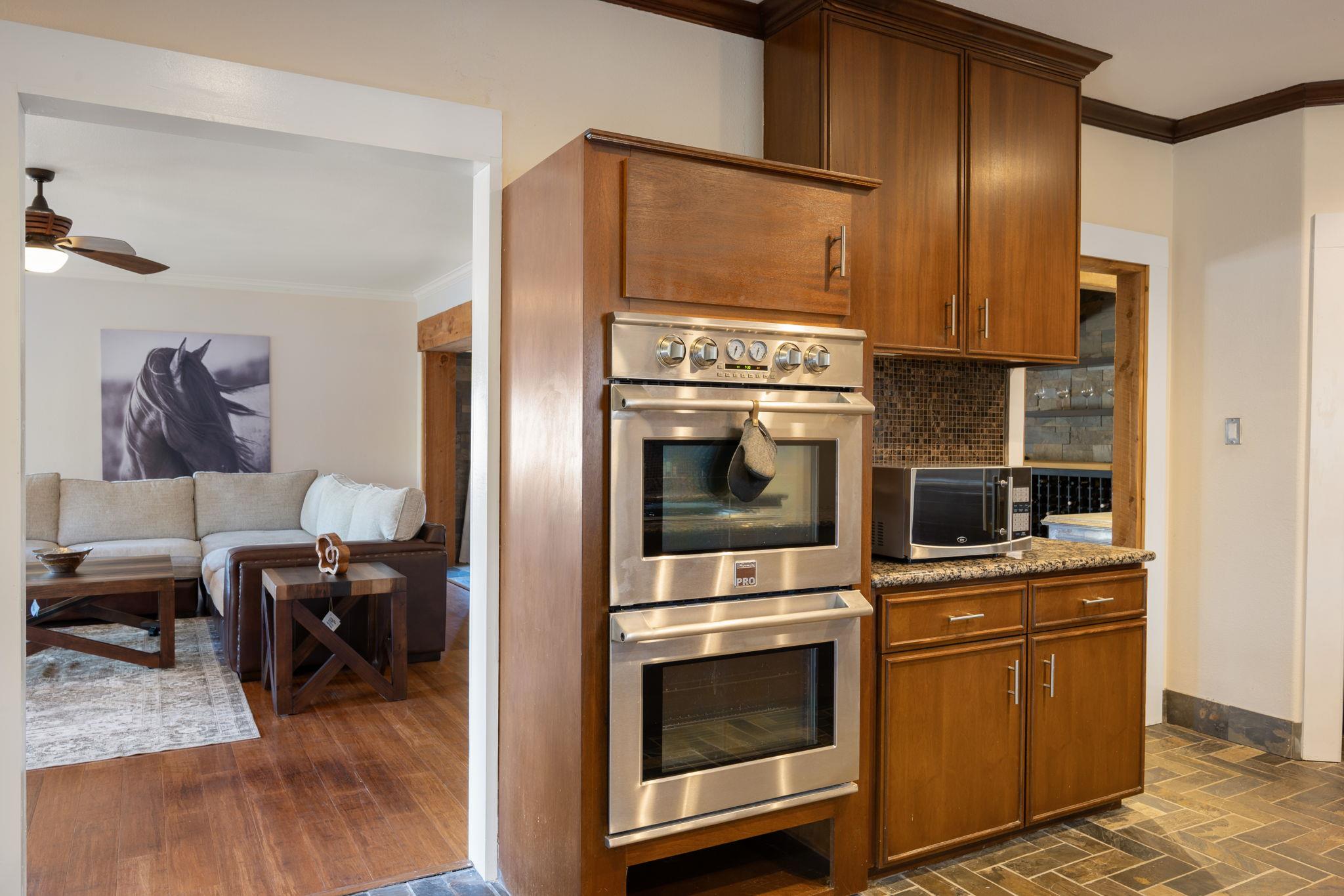 158 Uriah Dr, Elgin, TX 78621