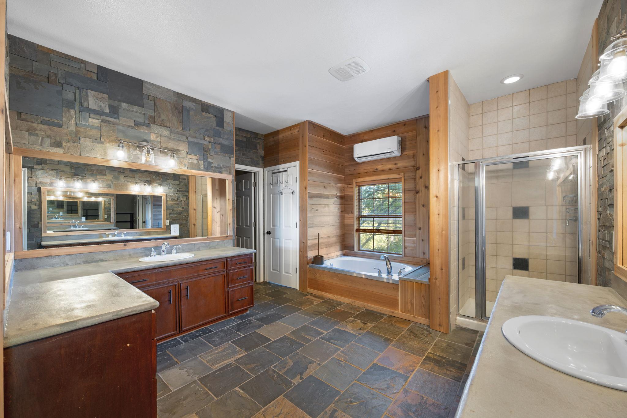 158 Uriah Dr, Elgin, TX 78621