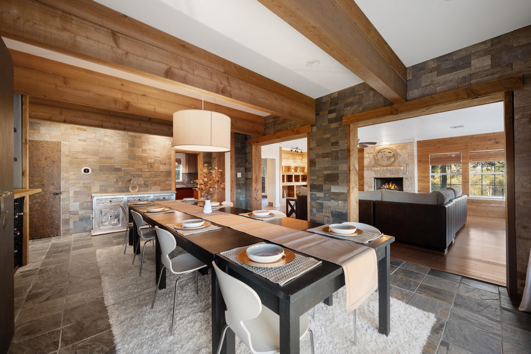 158 Uriah Dr, Elgin, TX 78621