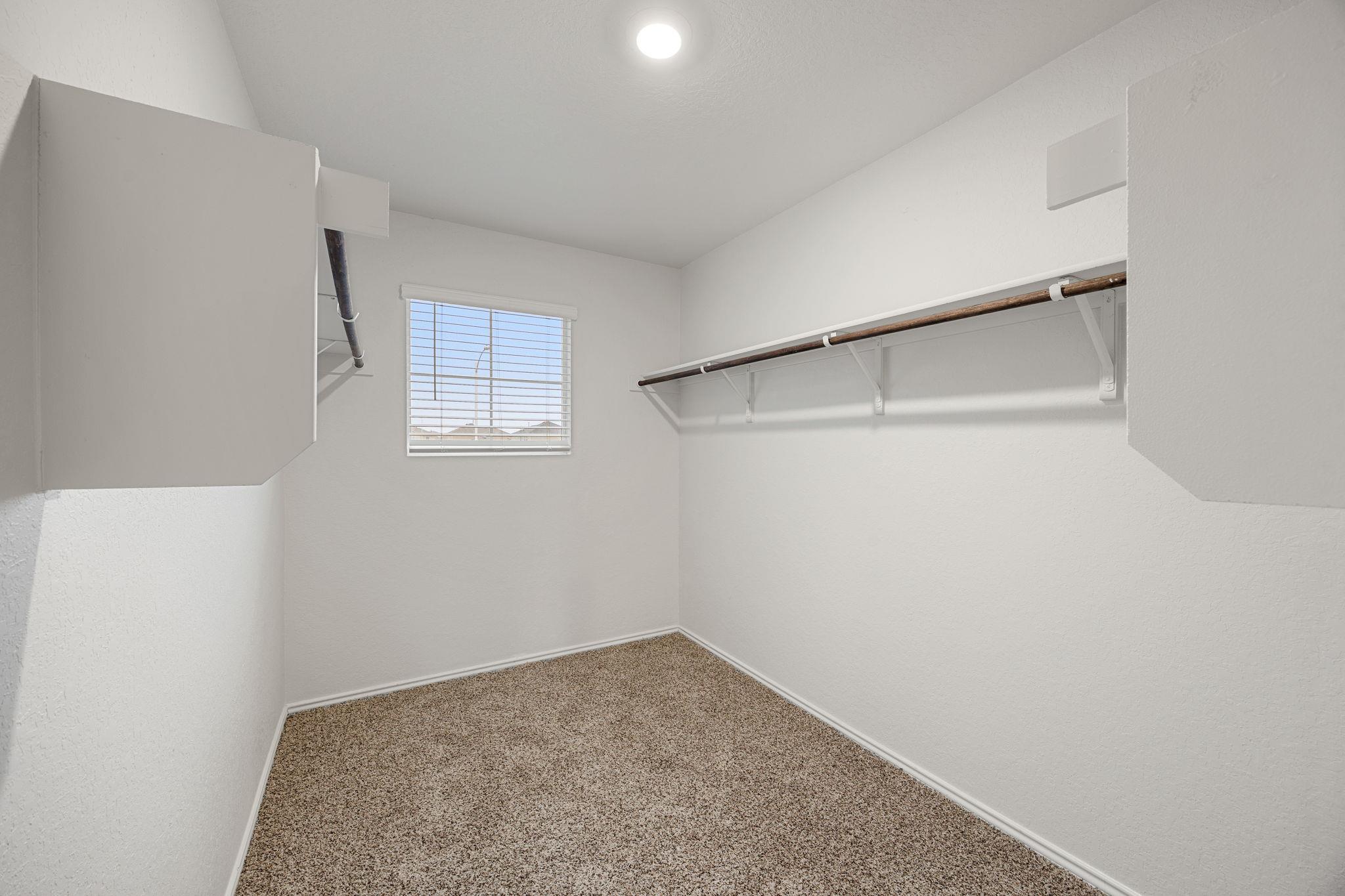 161 Roanwood Dr, San Marcos, TX 78666