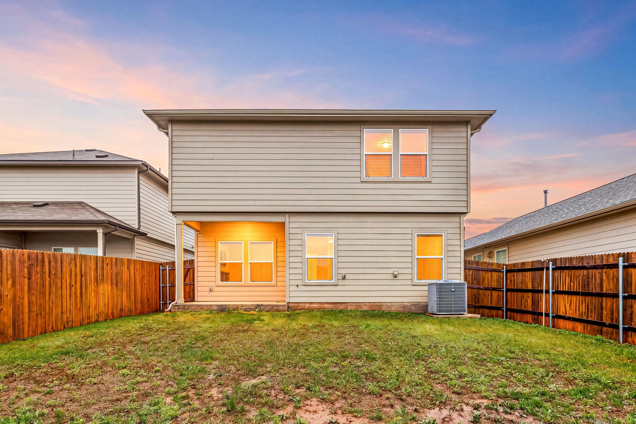 161 Roanwood Dr, San Marcos, TX 78666