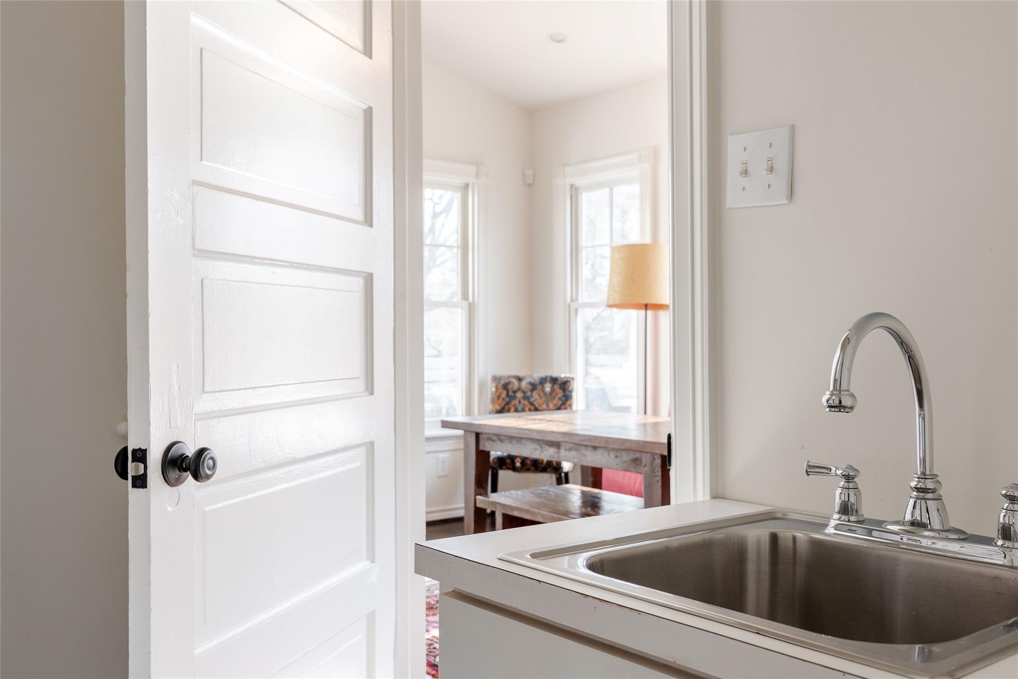 1401 Newning Ave, Austin, TX 78704