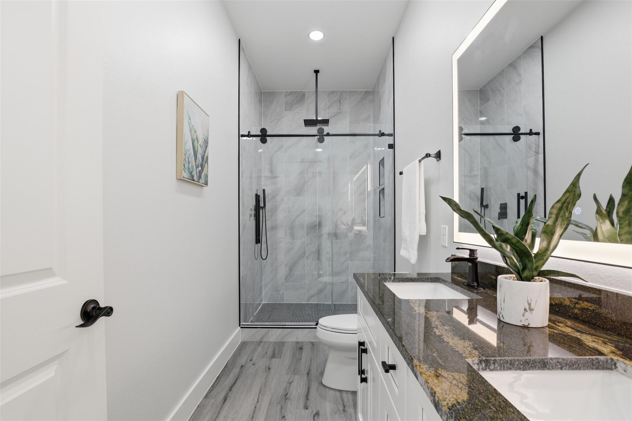 123 Los Robles Rd, Elgin, TX 78621