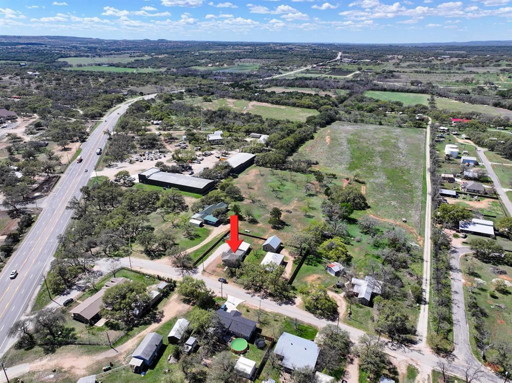 103 N Avenue Q Ave, Johnson City, TX 78636