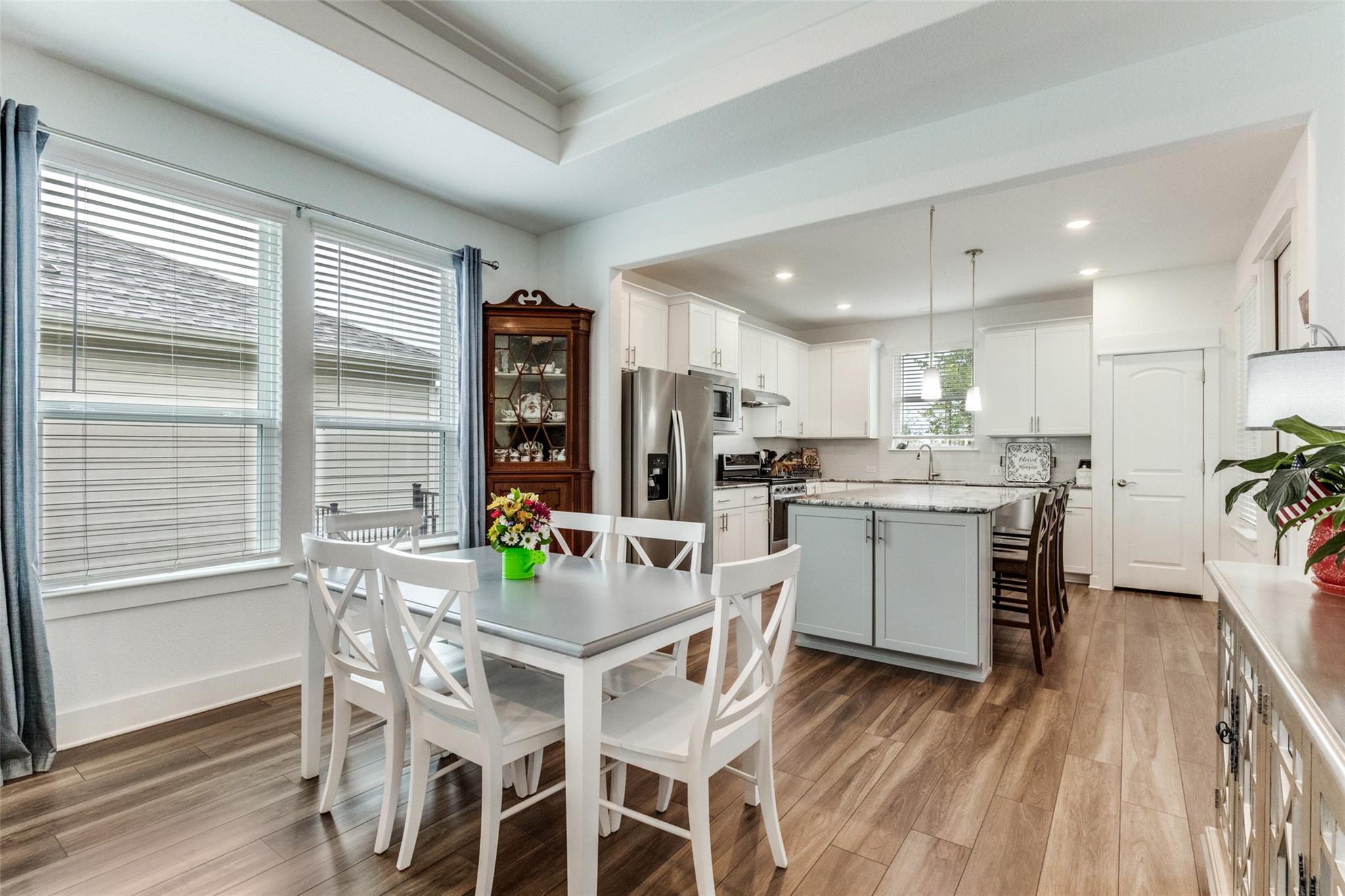 702 Saratoga Ln, Georgetown, TX 78633