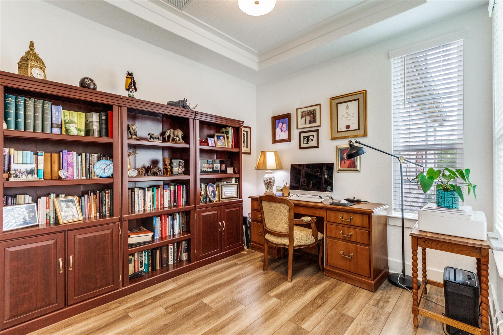 702 Saratoga Ln, Georgetown, TX 78633