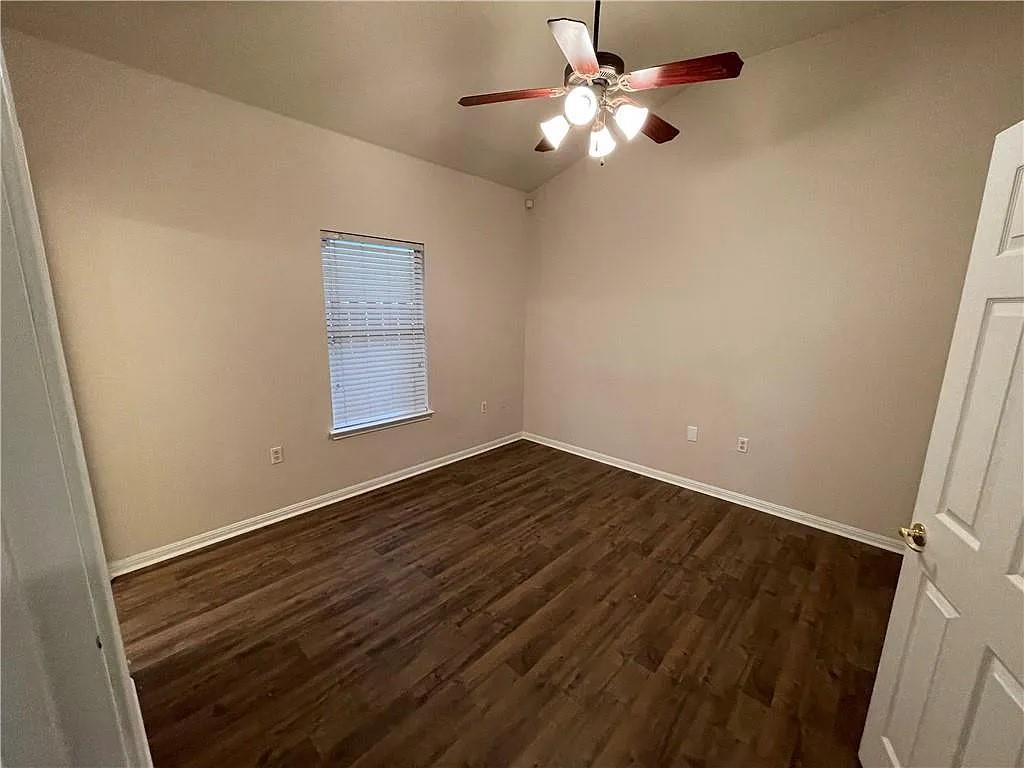 5701 Signal Pt, Austin, TX 78724