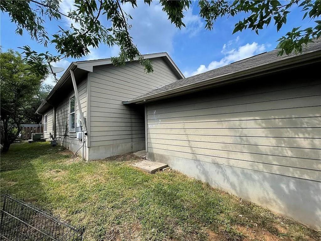 5701 Signal Pt, Austin, TX 78724