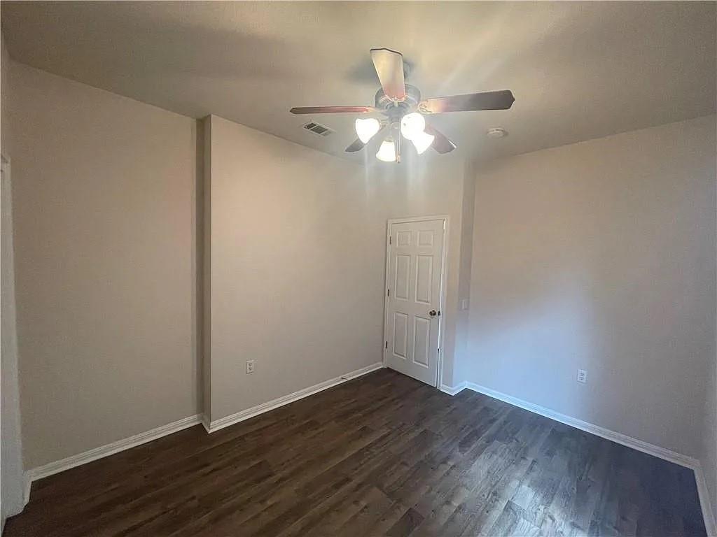 5701 Signal Pt, Austin, TX 78724