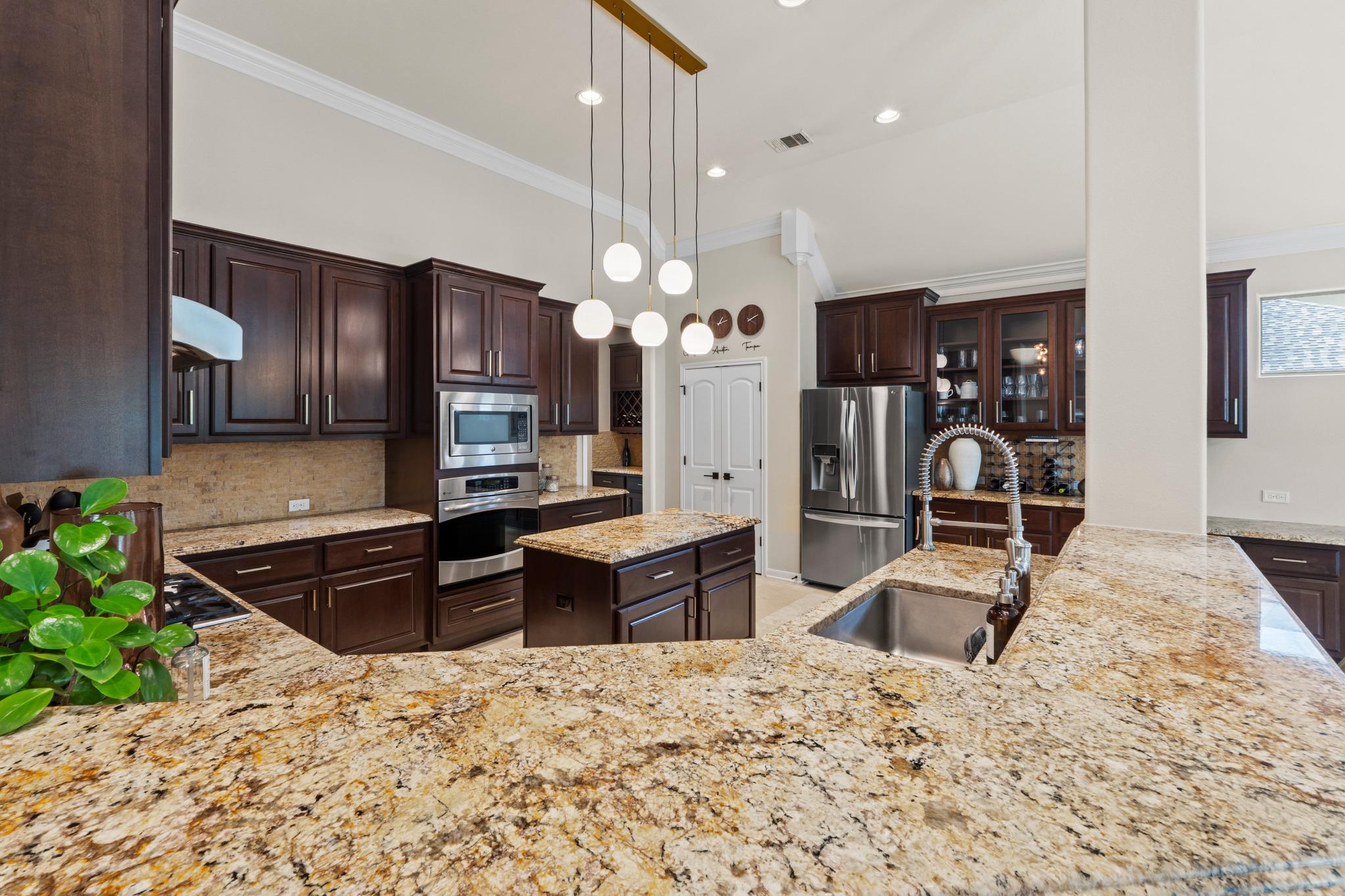 3000 Raspberry Rd, Austin, TX 78748