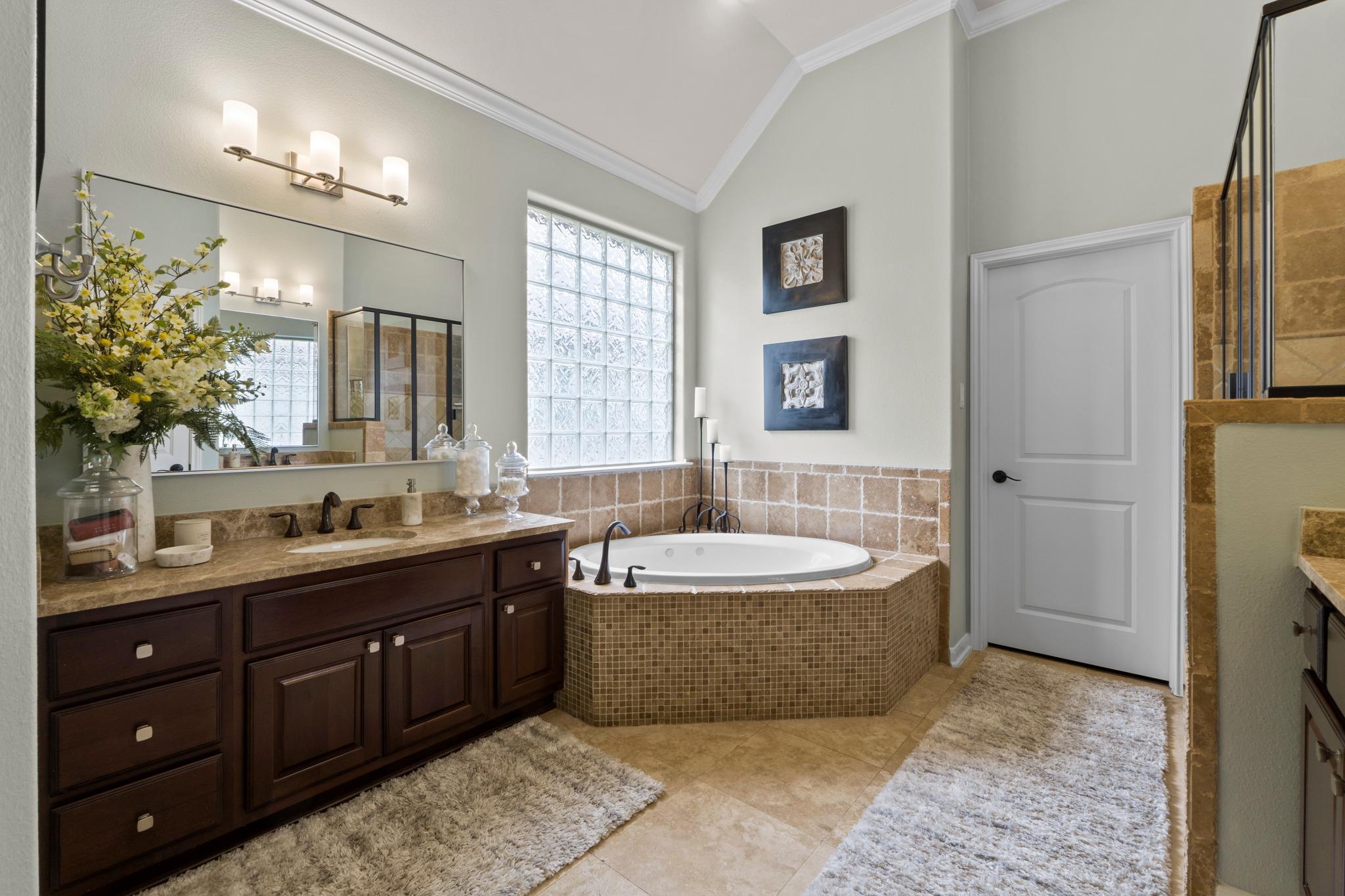 3000 Raspberry Rd, Austin, TX 78748