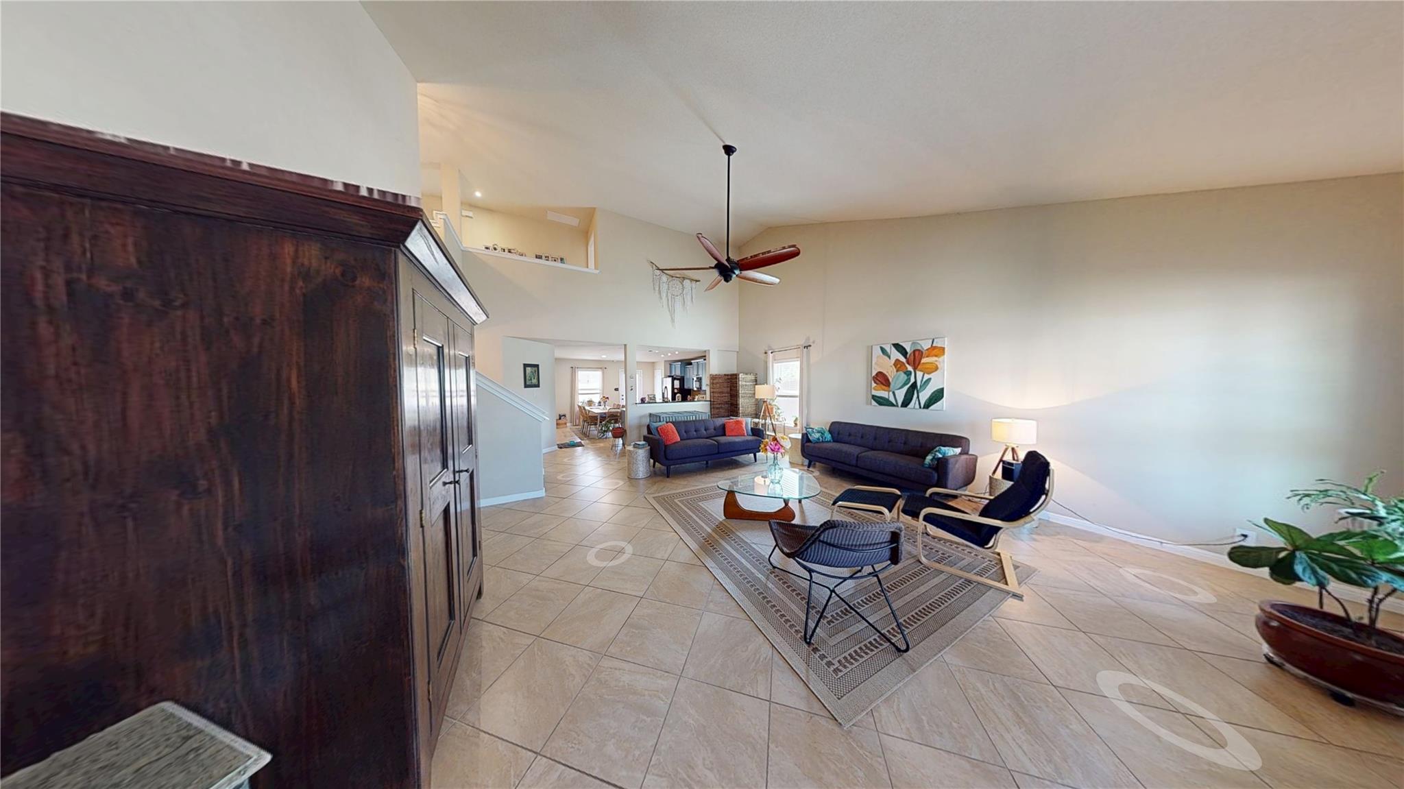 209 Frio River Trl, Hutto, TX 78634