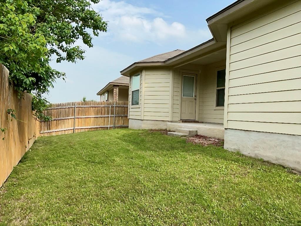 124 Marcel Ct, Taylor, TX 76574