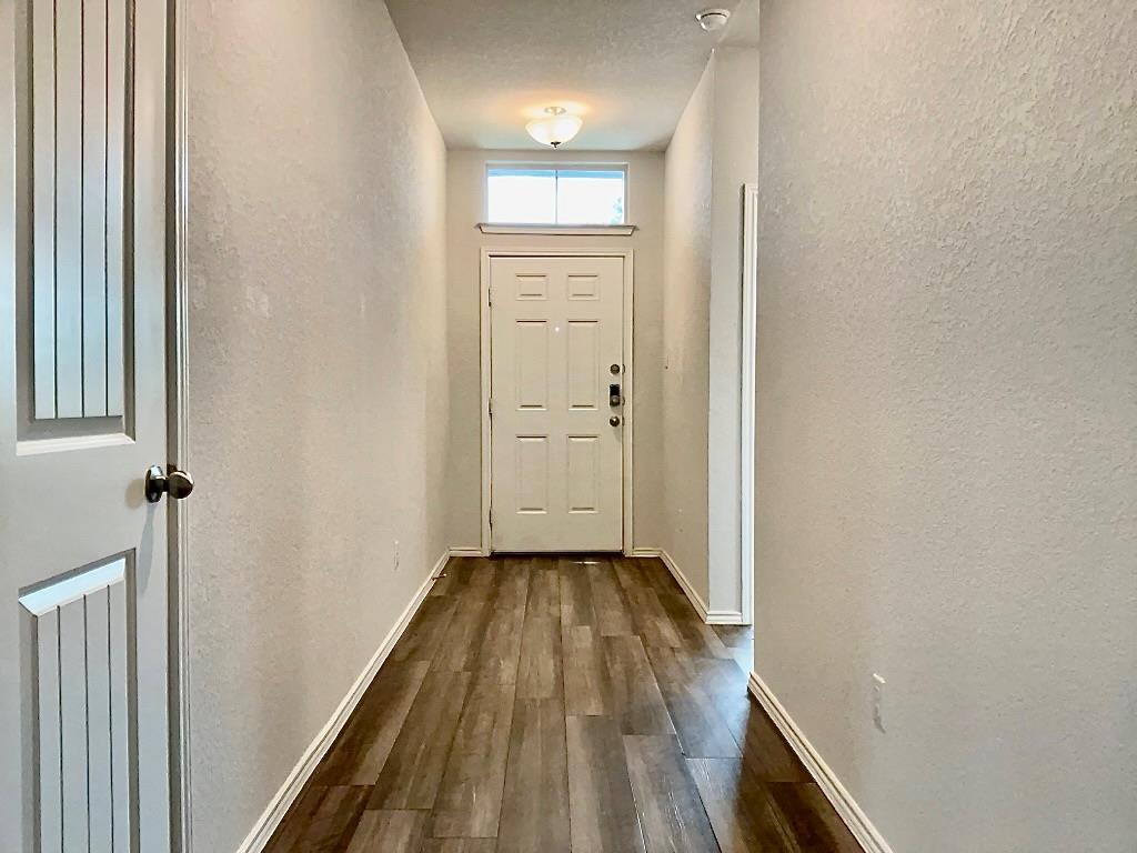 124 Marcel Ct, Taylor, TX 76574