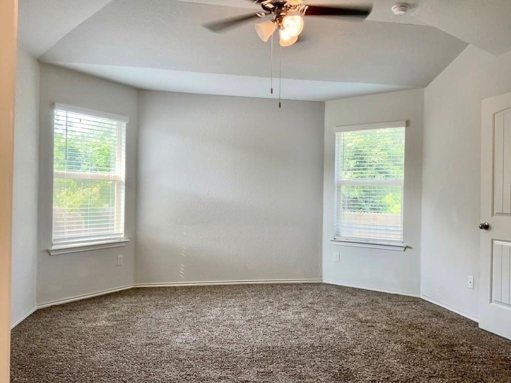 124 Marcel Ct, Taylor, TX 76574