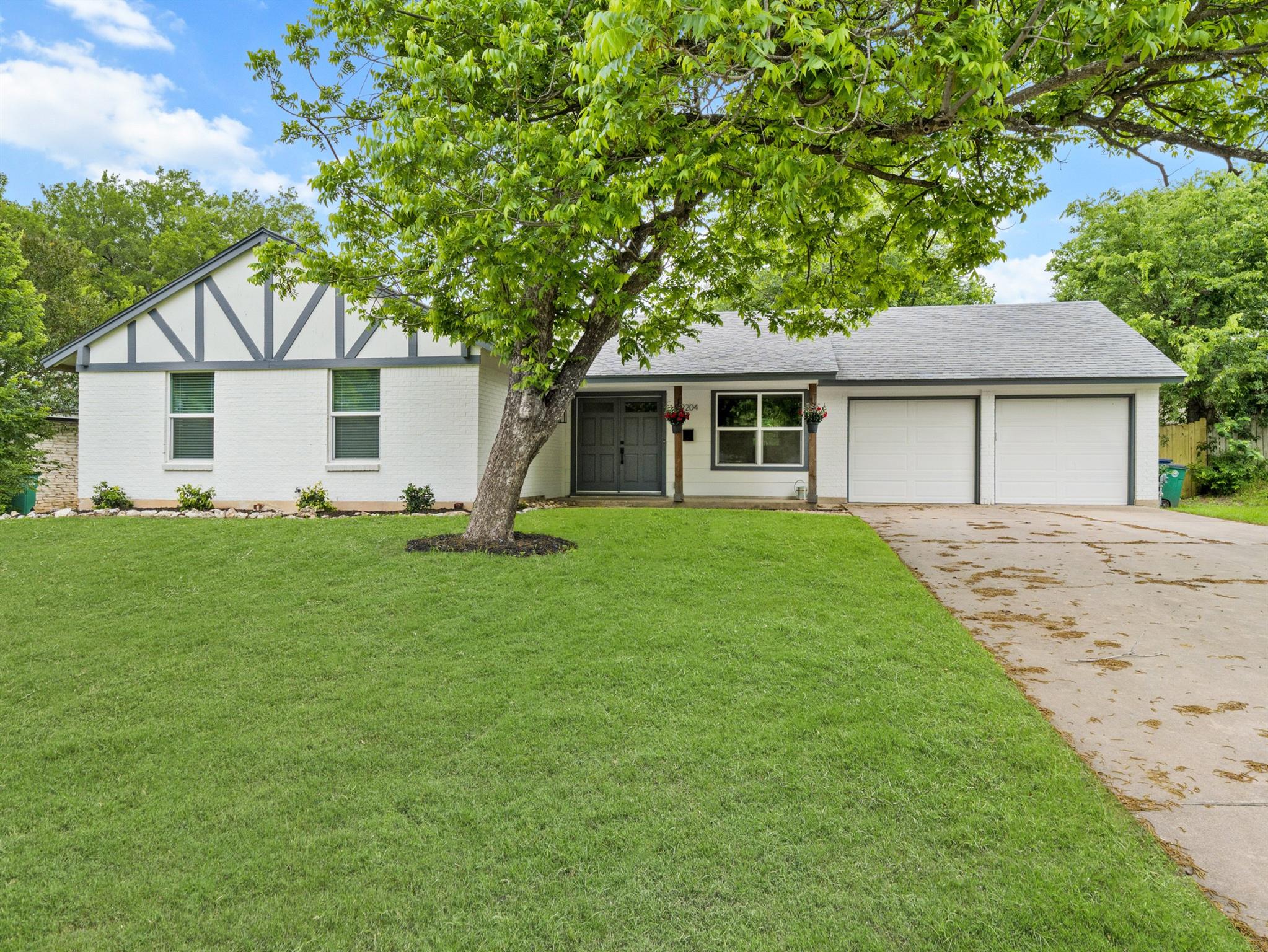 9204 Collinfield Dr, Austin, TX 78758