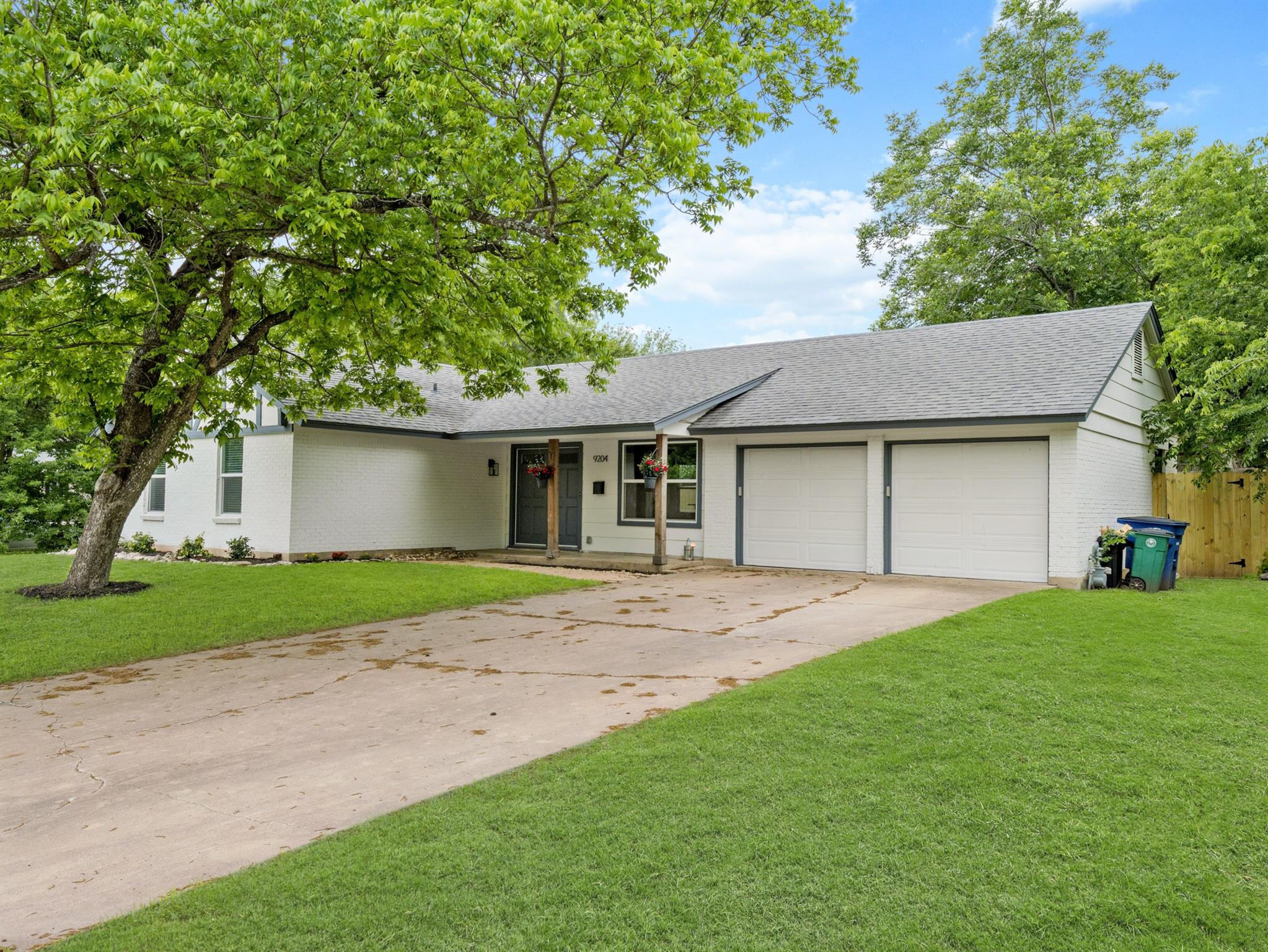9204 Collinfield Dr, Austin, TX 78758