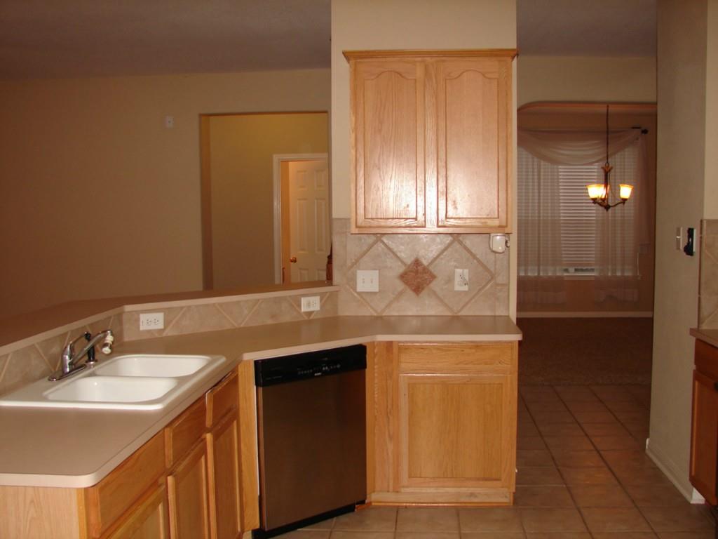 1720 Lynnville Trl, Austin, TX 78727