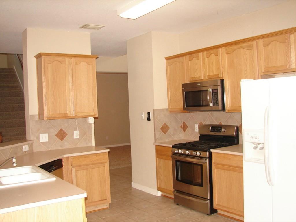 1720 Lynnville Trl, Austin, TX 78727