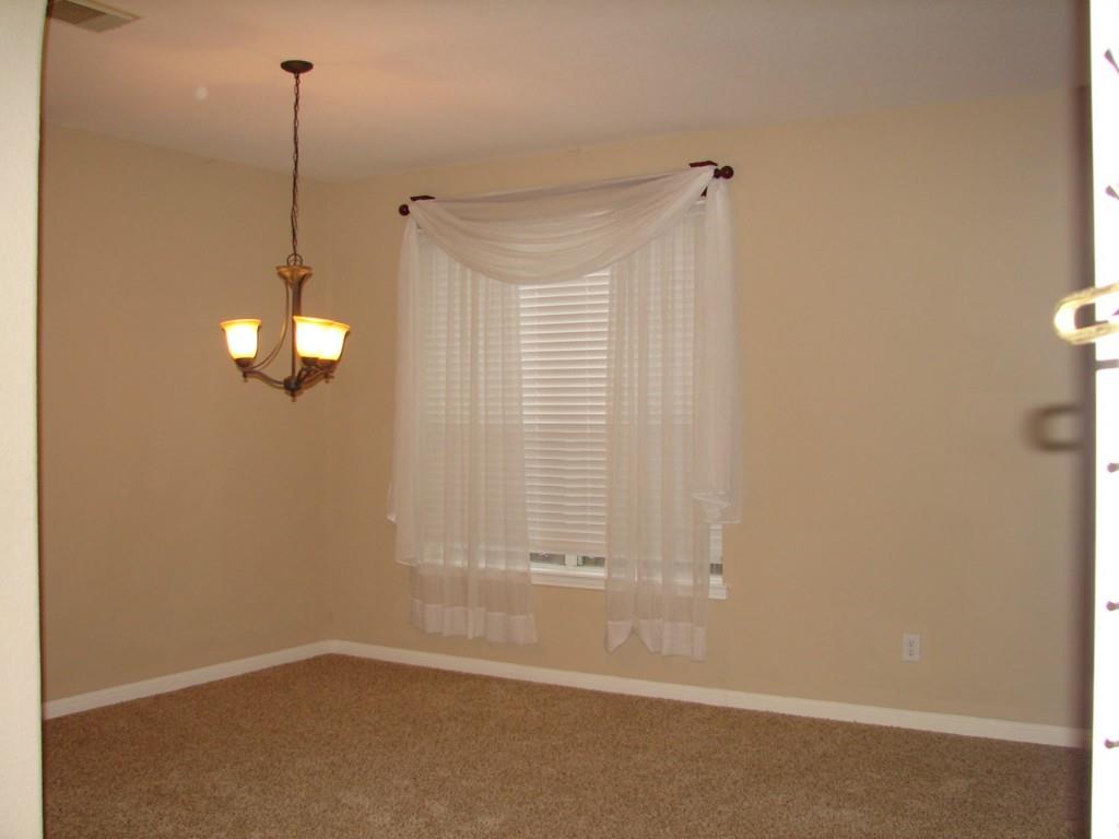 1720 Lynnville Trl, Austin, TX 78727