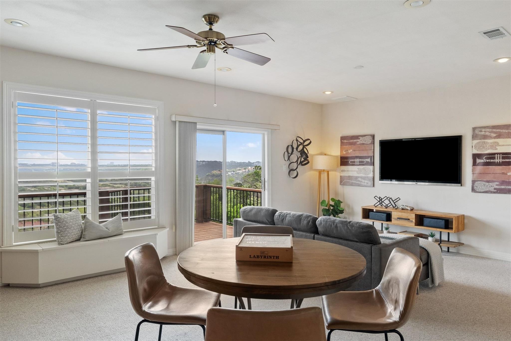 6608 Winterberry Dr, Austin, TX 78750