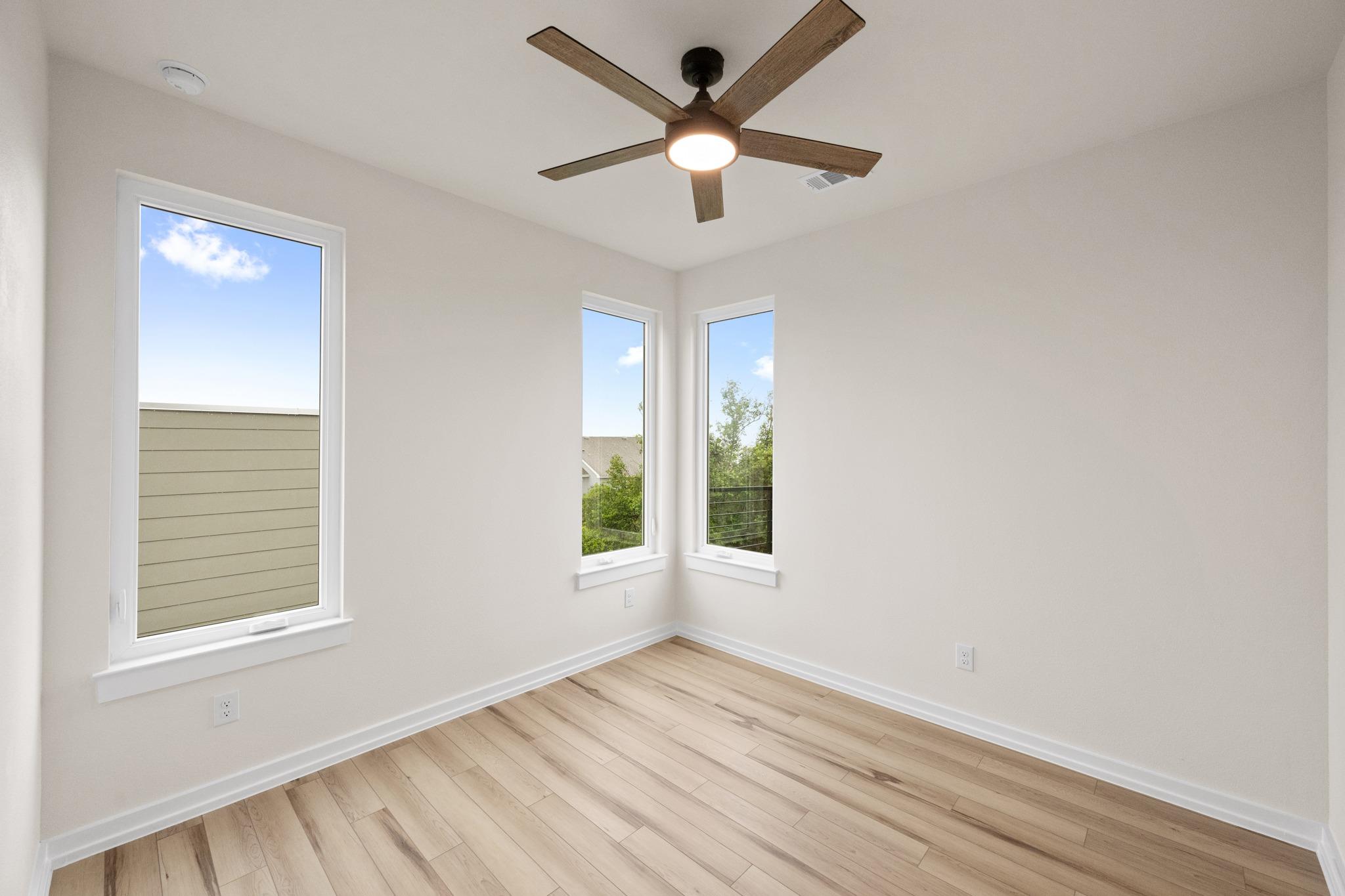 2309 Montopolis Dr # 7, Austin, TX 78741