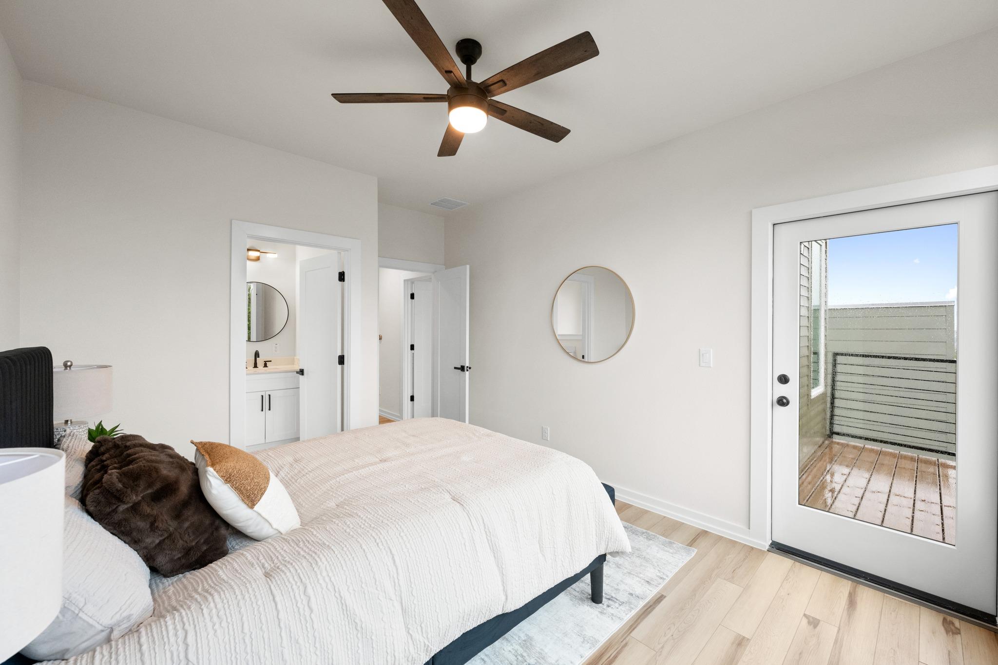 2309 Montopolis Dr # 7, Austin, TX 78741