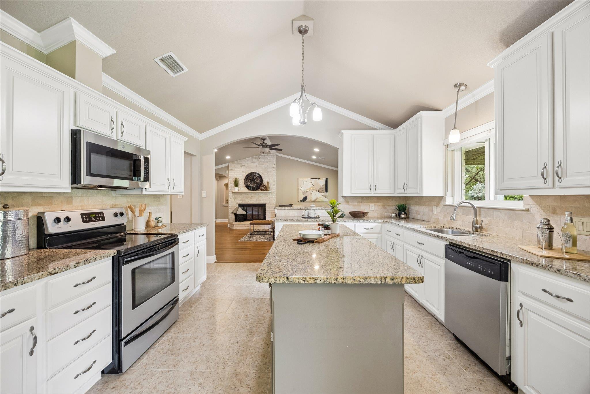 11403 Centennial Trl, Austin, TX 78726