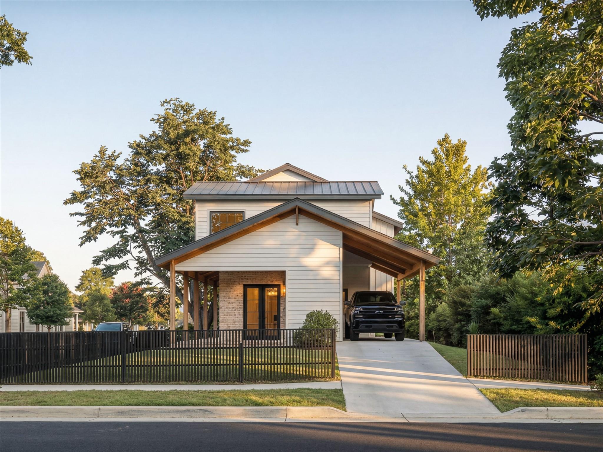 514 E Live Oak St, Austin, TX 78704