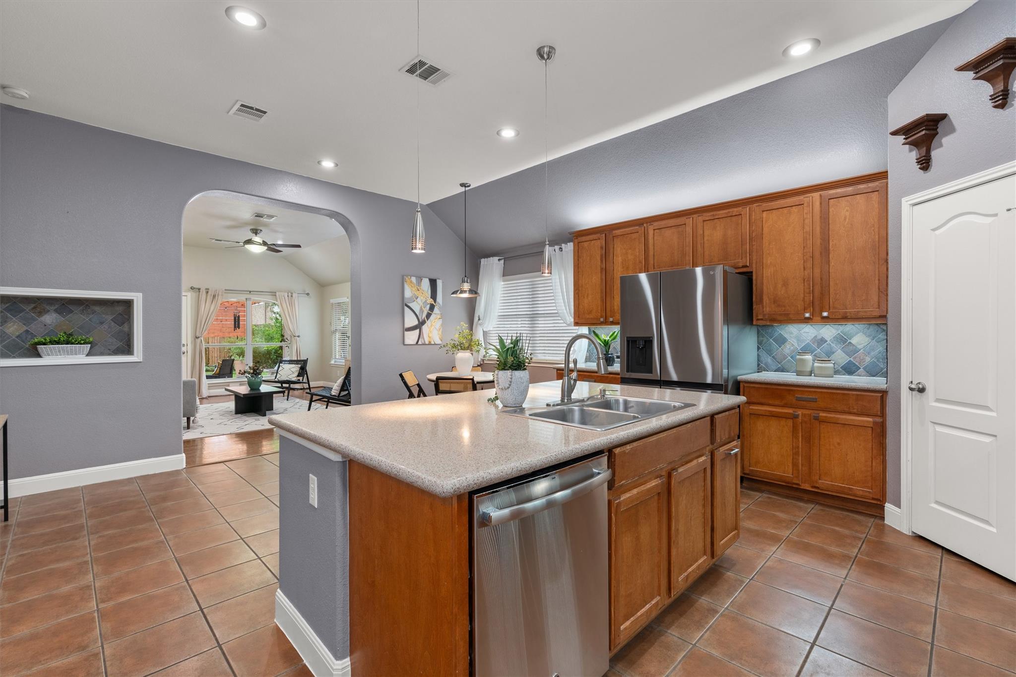 1513 Homewood Cir, Round Rock, TX 78665