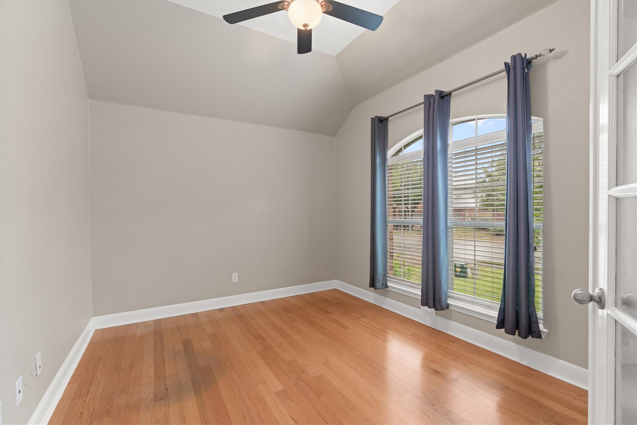 1513 Homewood Cir, Round Rock, TX 78665