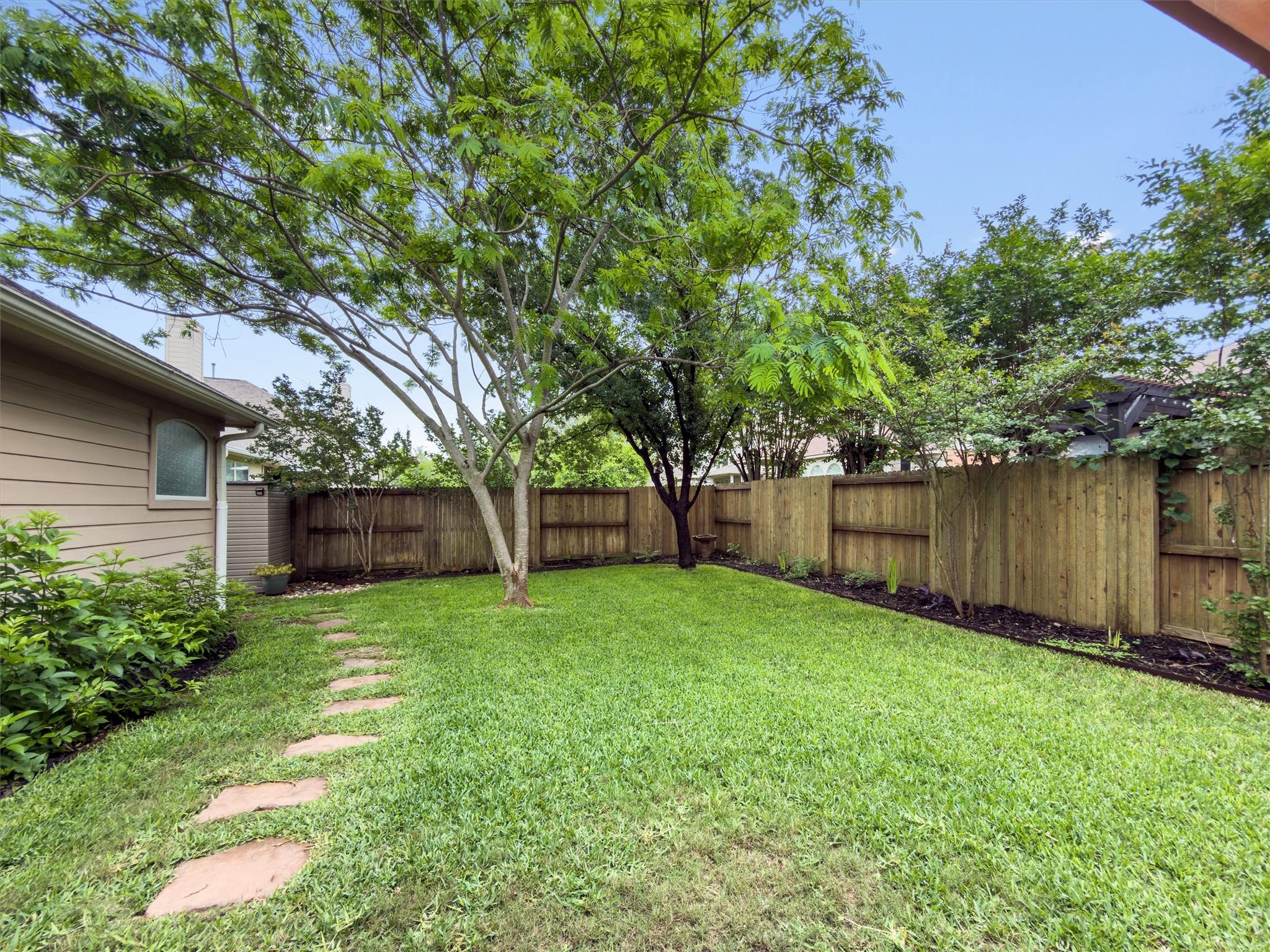 1513 Homewood Cir, Round Rock, TX 78665