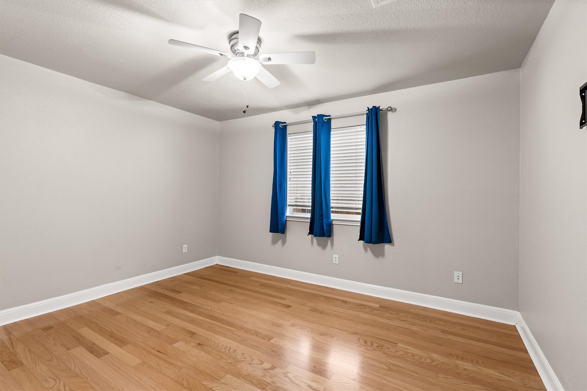 1513 Homewood Cir, Round Rock, TX 78665