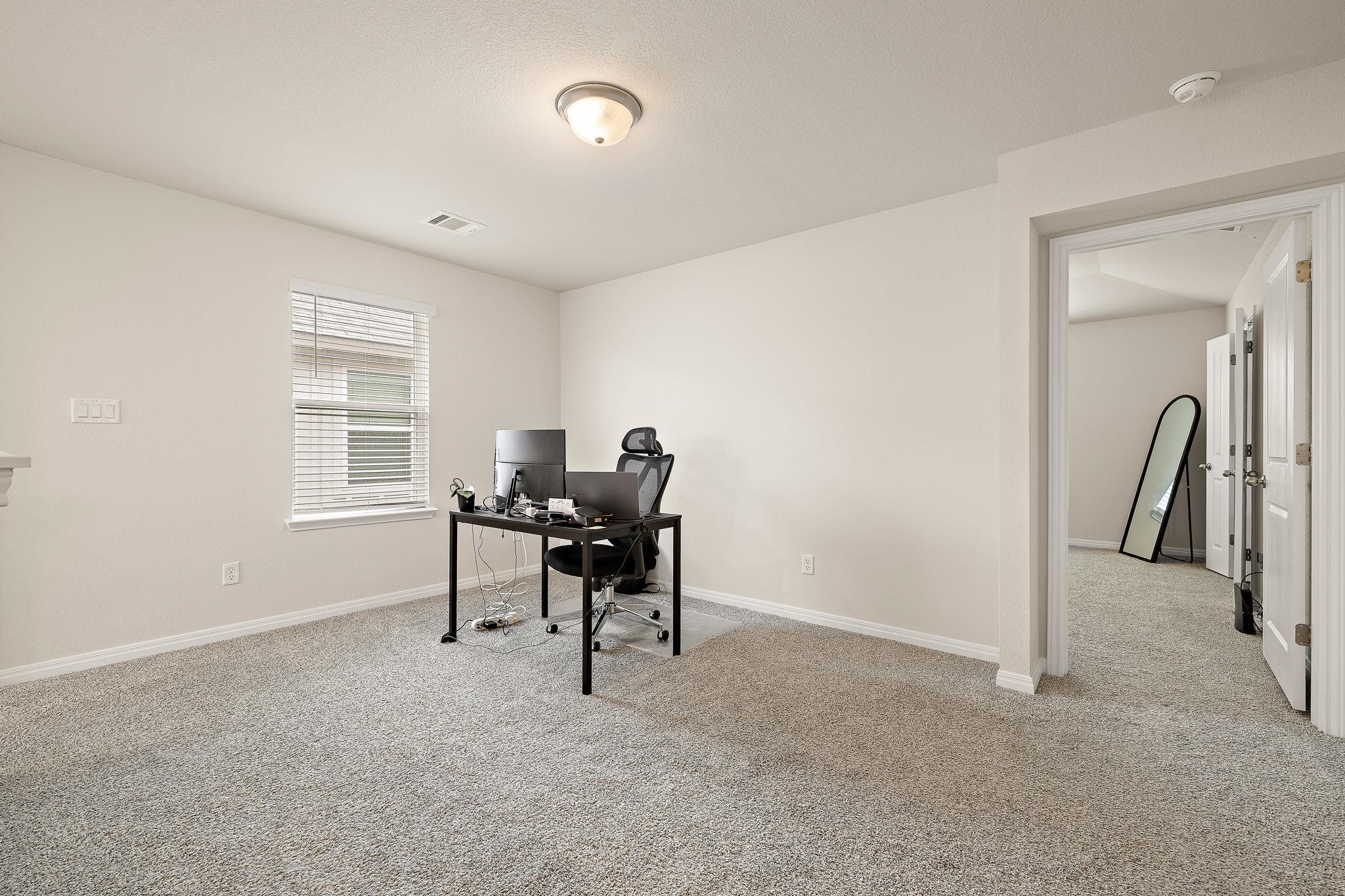 129 Greenway Ln, Georgetown, TX 78628