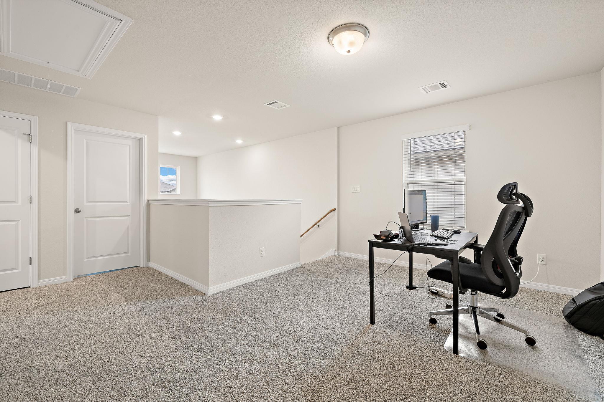 129 Greenway Ln, Georgetown, TX 78628