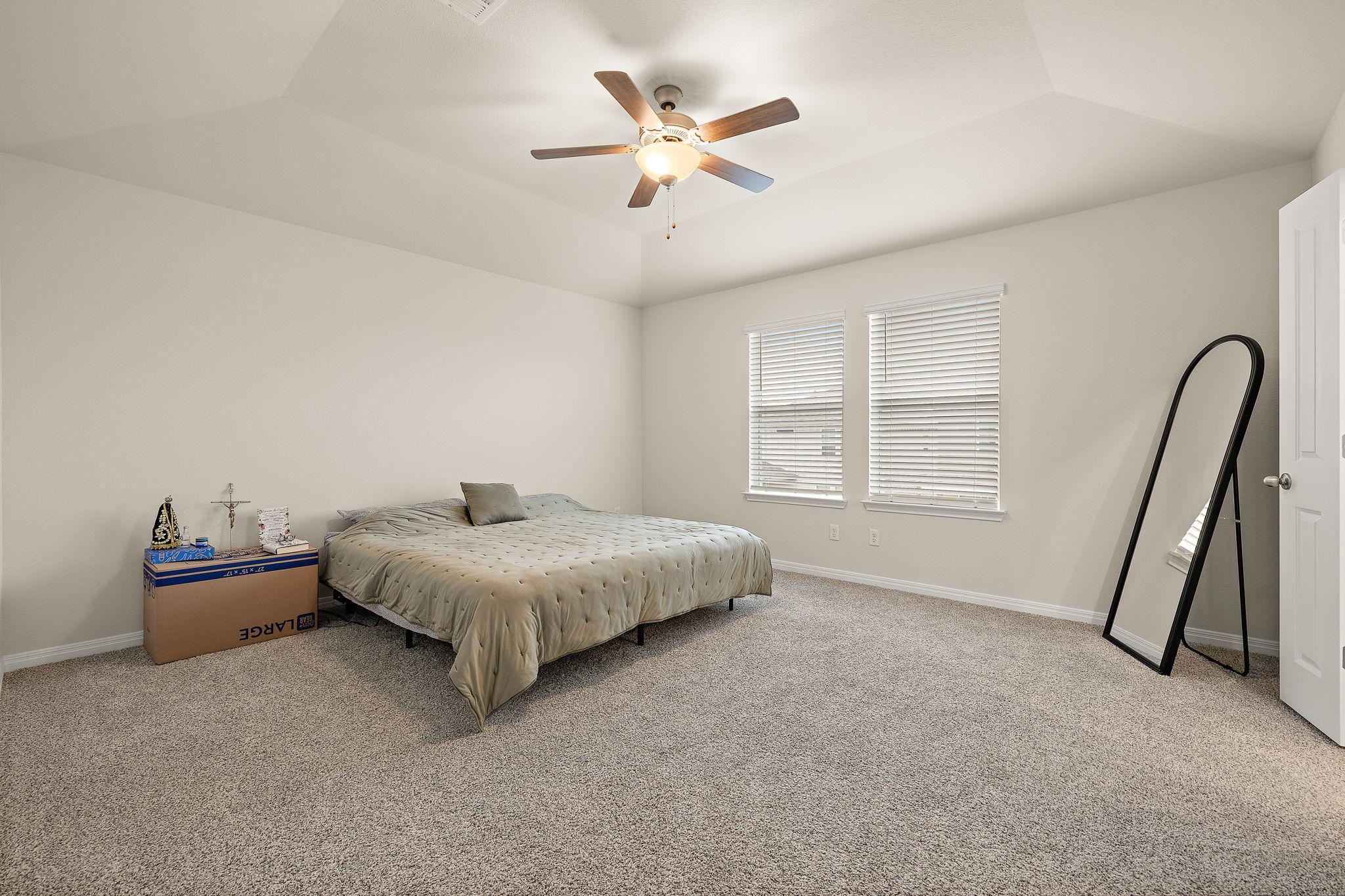 129 Greenway Ln, Georgetown, TX 78628