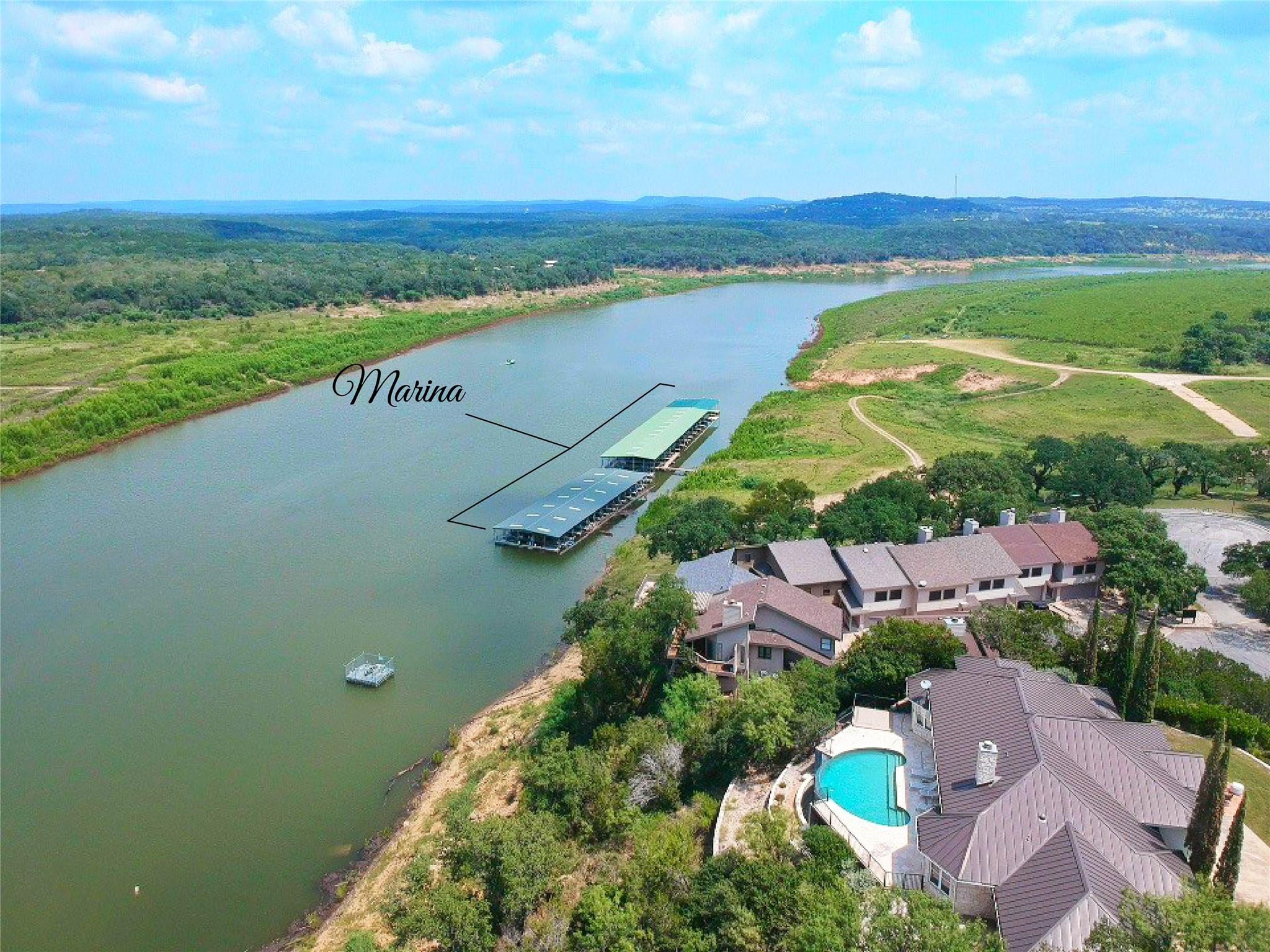 343 Harbor Dr, Spicewood, TX 78669