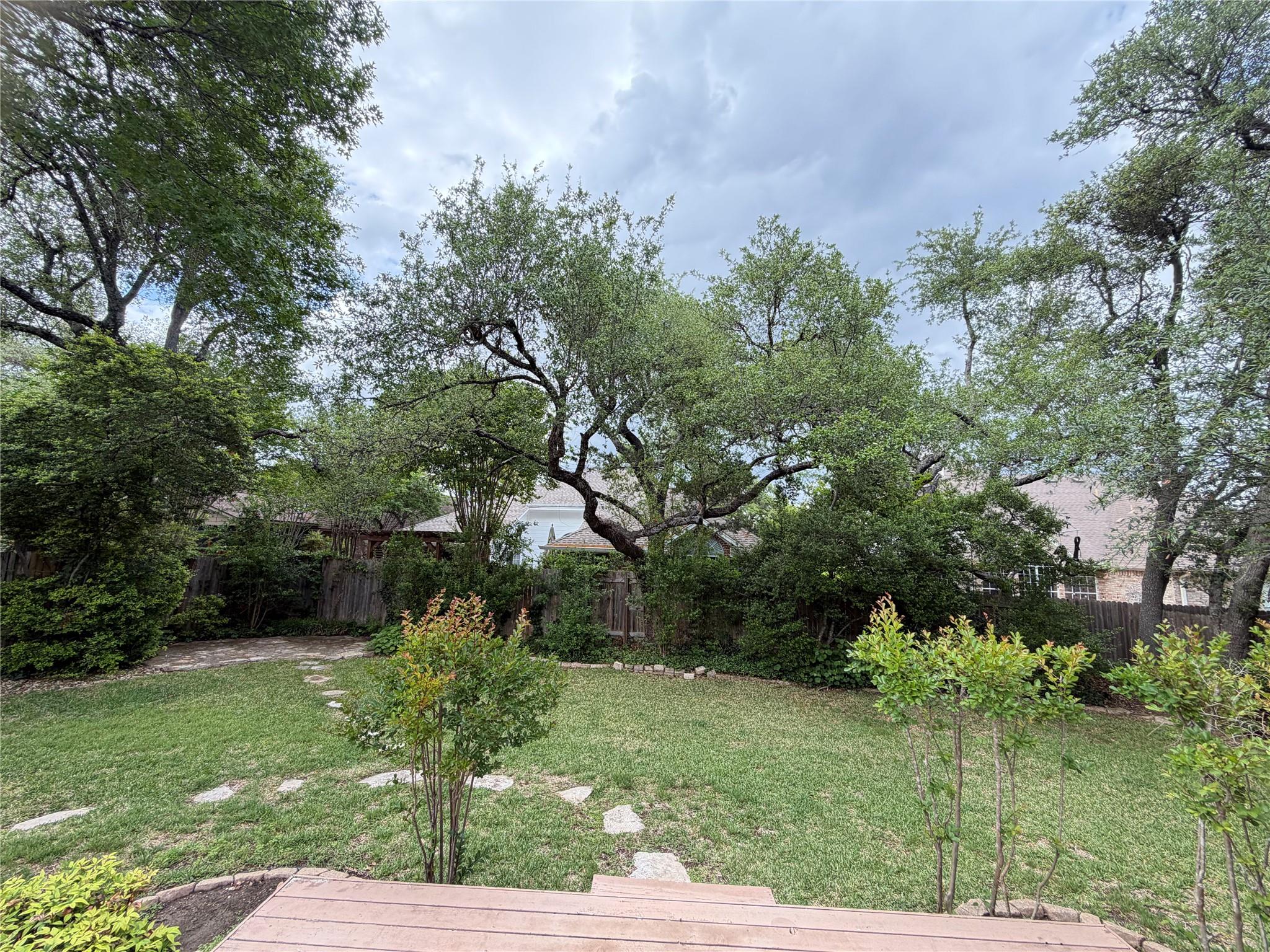 10228 Open Gate Dr, Austin, TX 78726