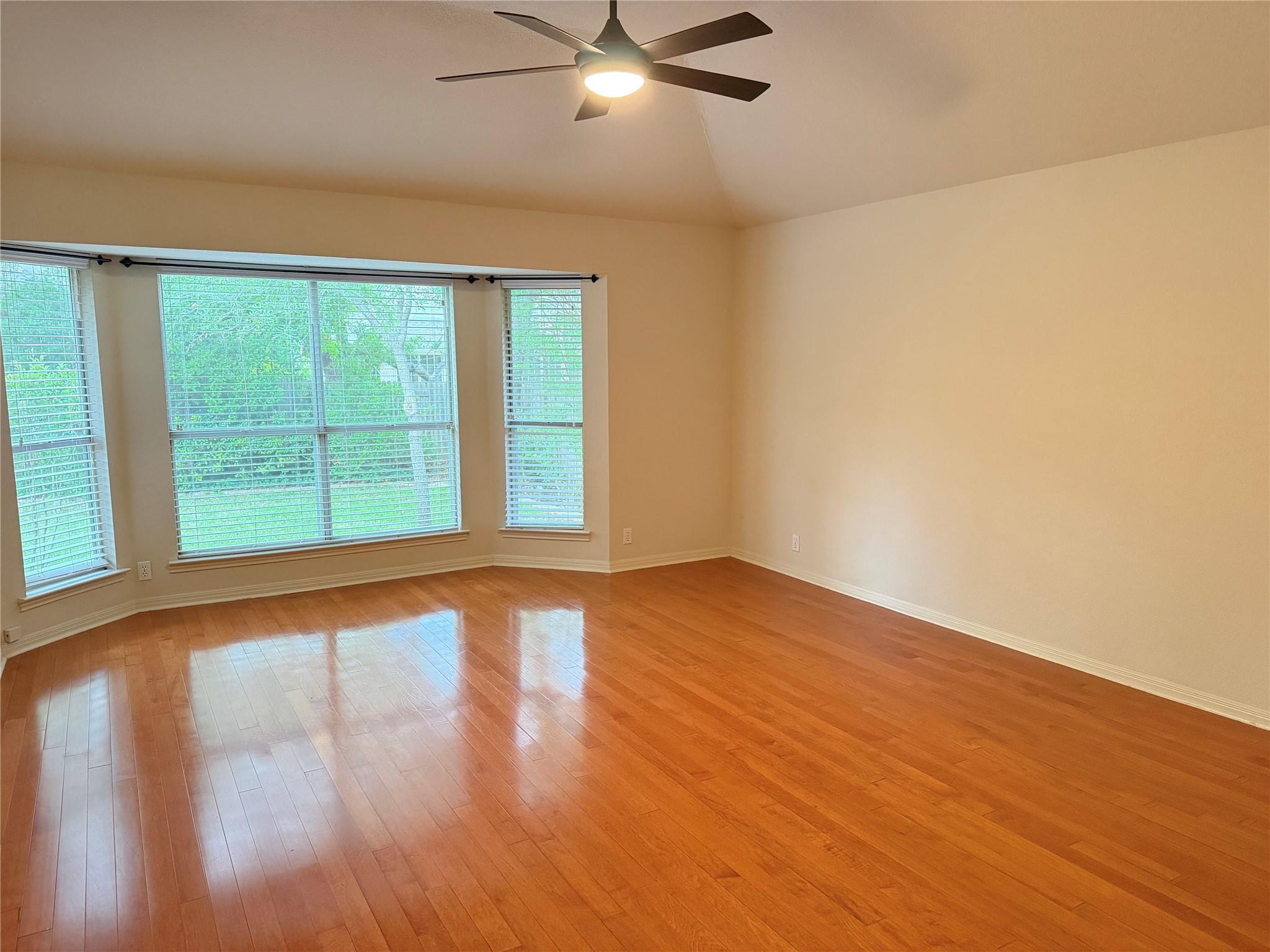 10228 Open Gate Dr, Austin, TX 78726