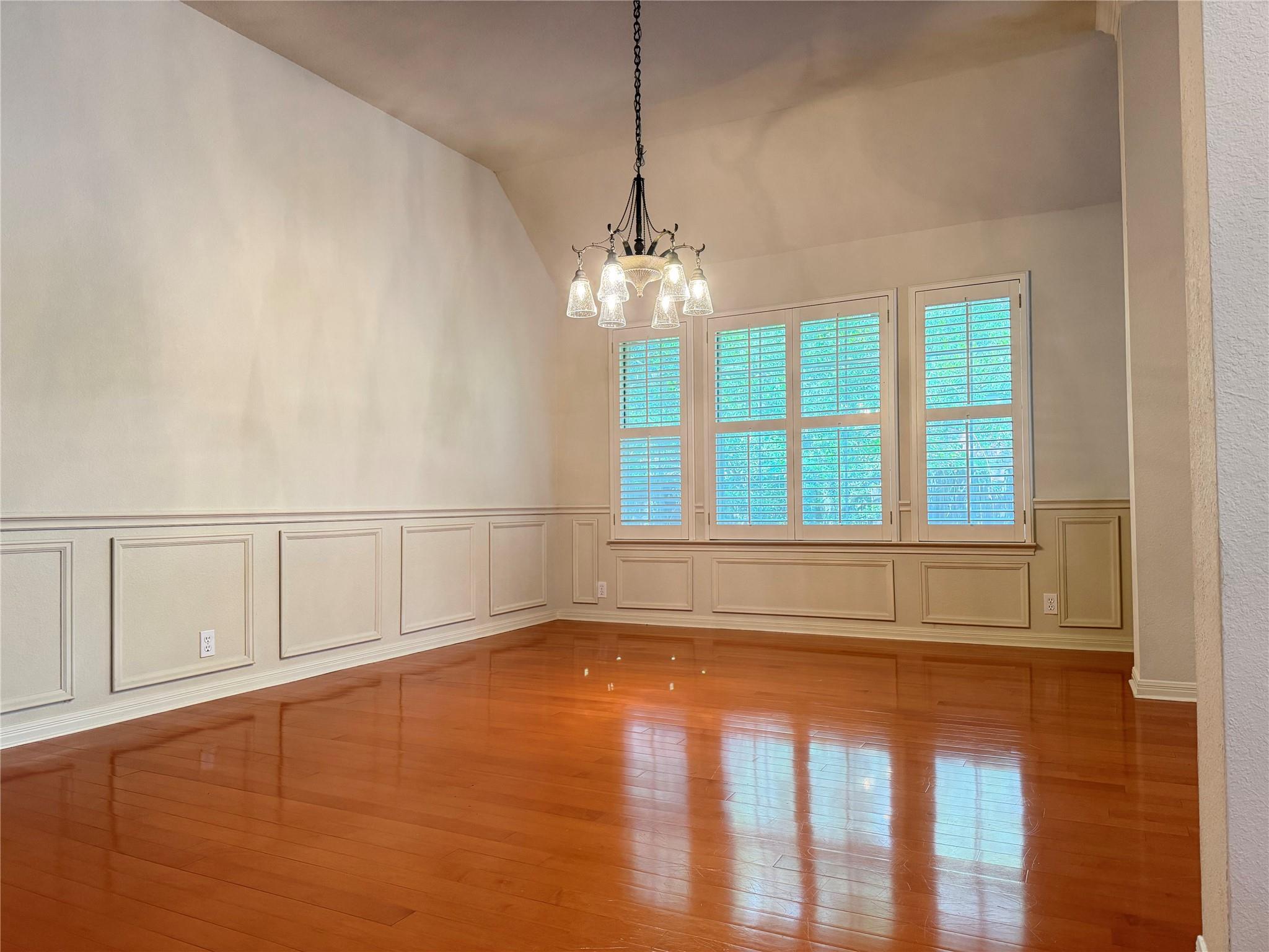 10228 Open Gate Dr, Austin, TX 78726