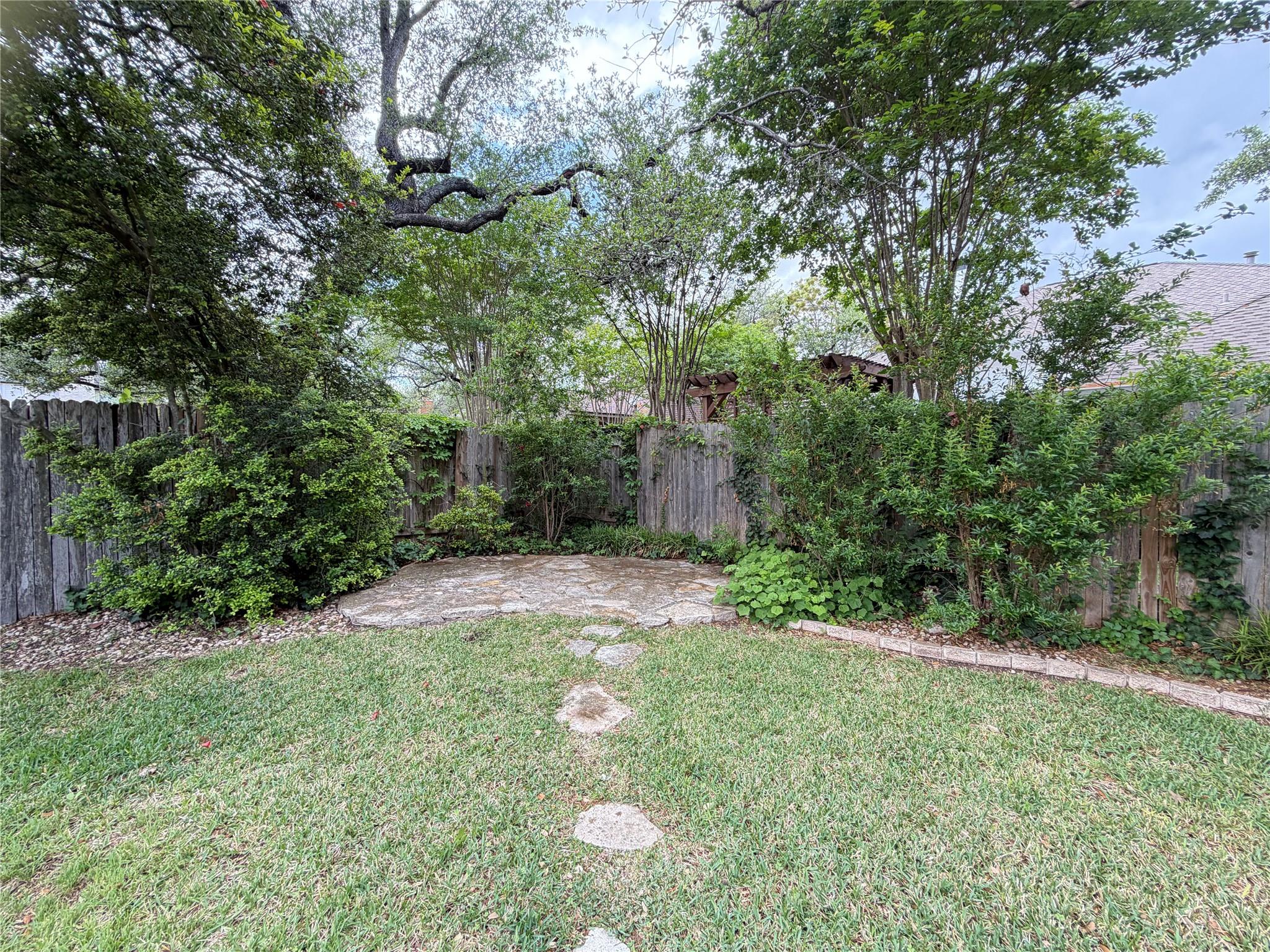 10228 Open Gate Dr, Austin, TX 78726