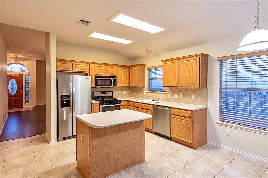 9401 Billingham Trl, Austin, TX 78717