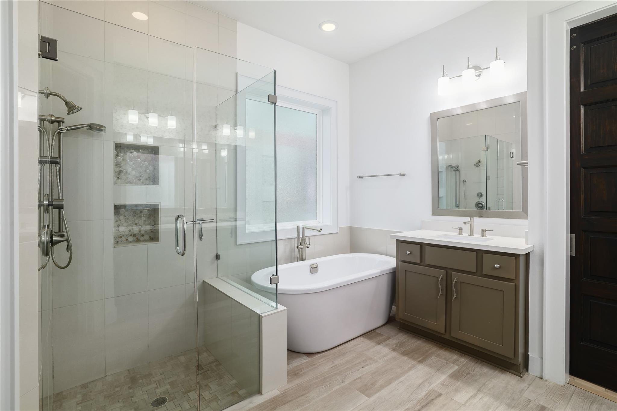 701 Josephine St, Austin, TX 78704