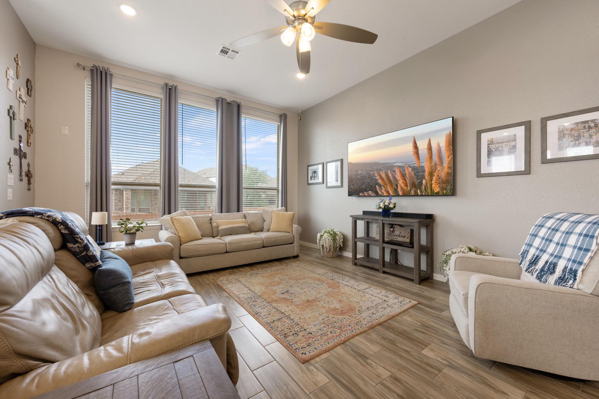 22601 Maidengrass Ln, Lago Vista, TX 78645