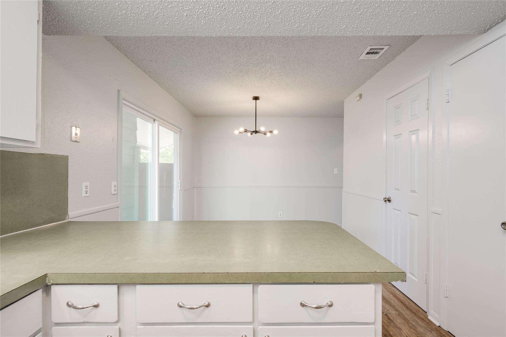 5900 Glen Meadow Dr, Austin, TX 78745