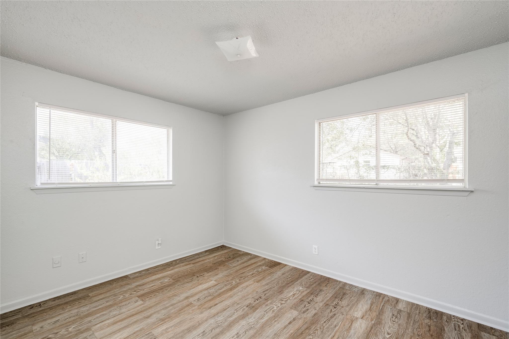 5900 Glen Meadow Dr, Austin, TX 78745